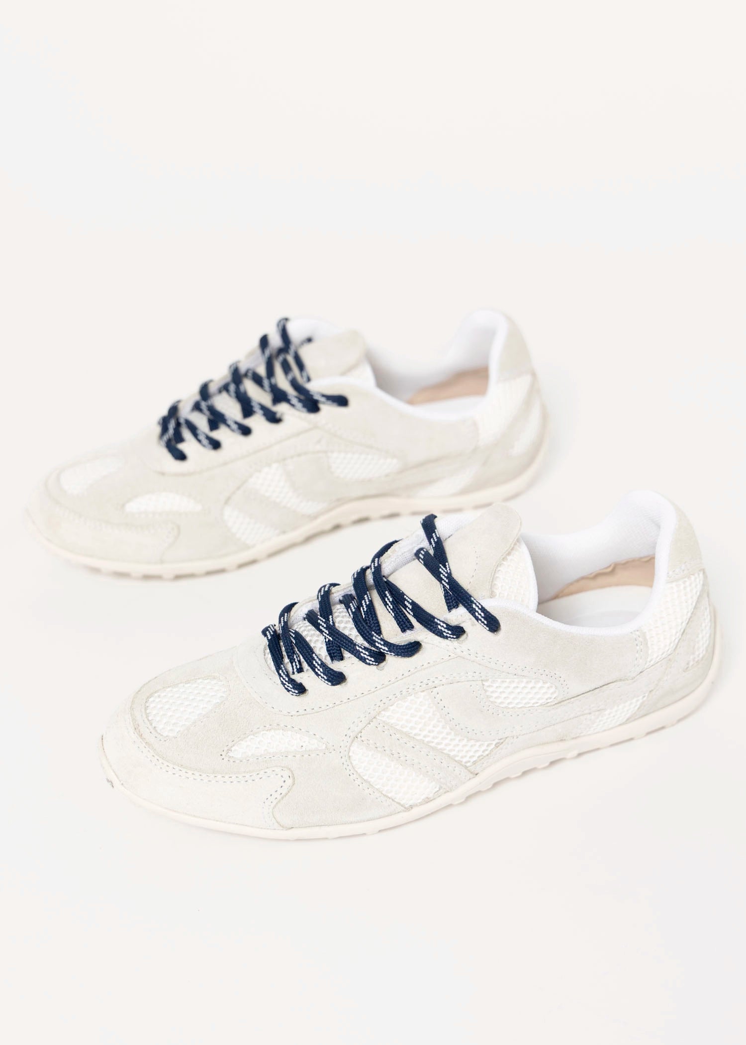swatch_Ice Suede l'idea suede sneaker