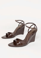 swatch_Brown utmost wedge sandal