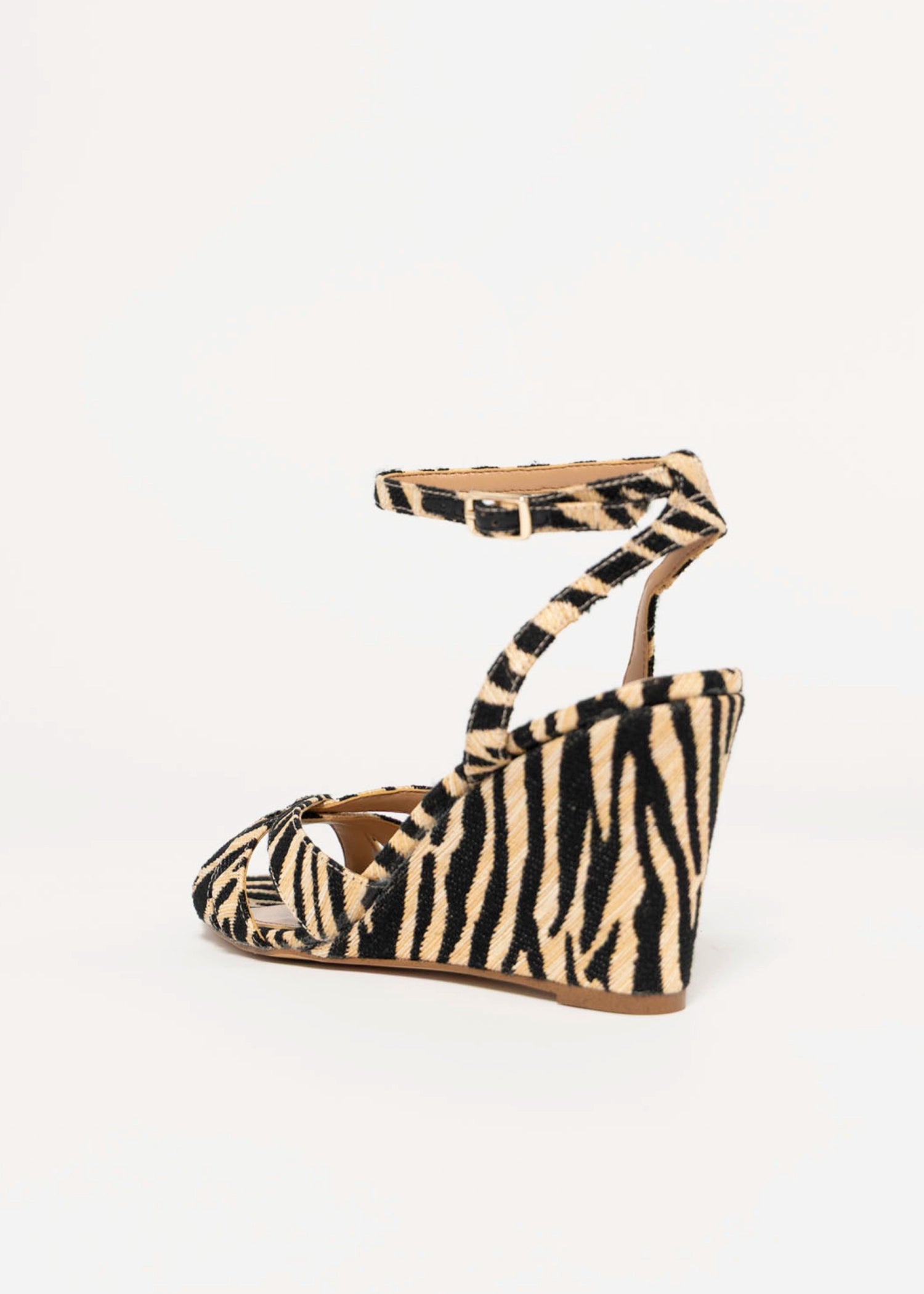 swatch_Zebra steve madden harbor raffia wedge