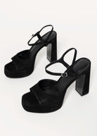 swatch_Black Suede steve madden liandra platform sandal
