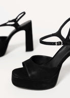 swatch_Black Suede steve madden liandra platform sandal