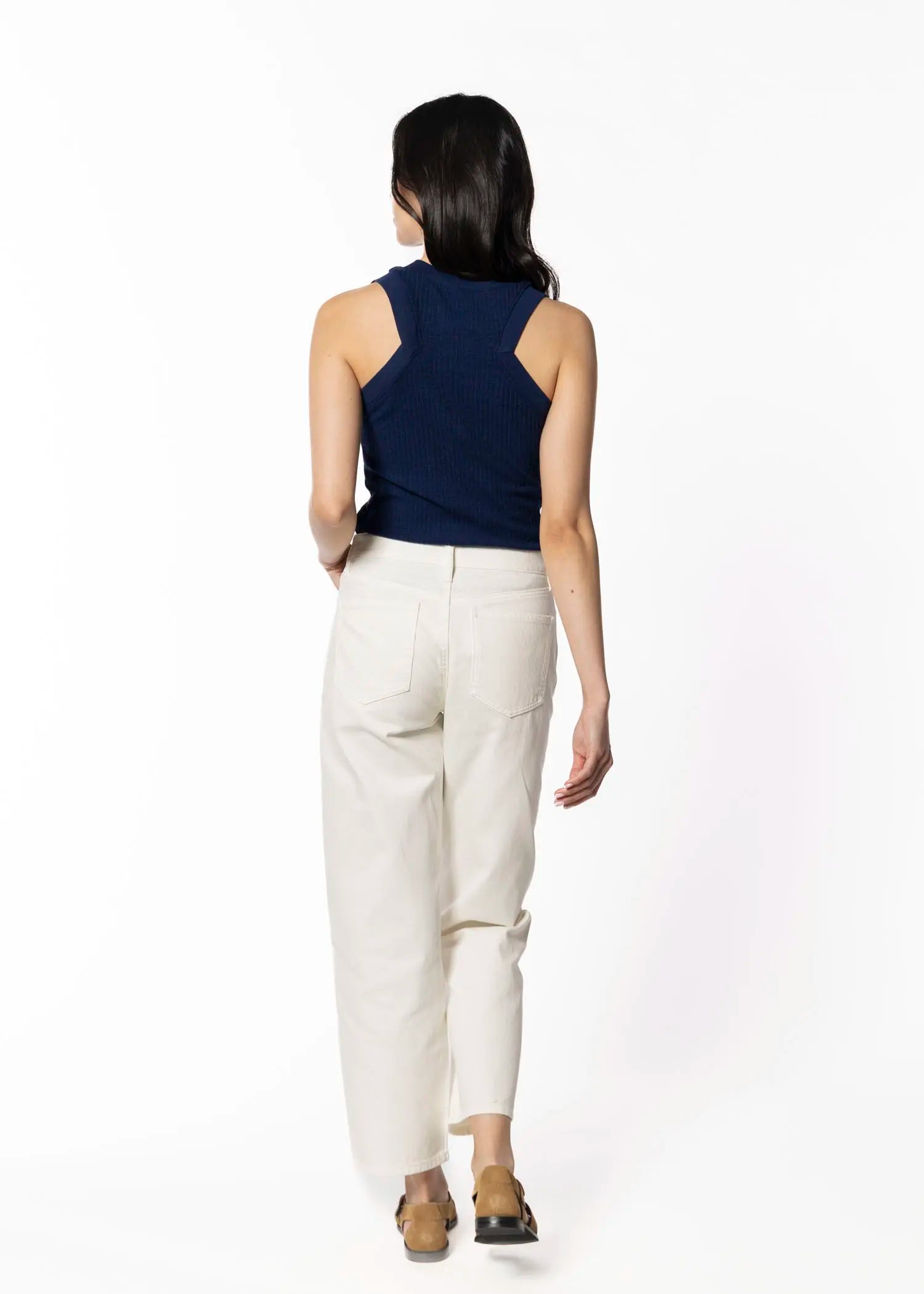 swatch_white district column jean apparel