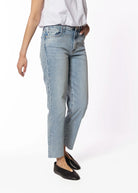 swatch_light denim faye straight leg apparel