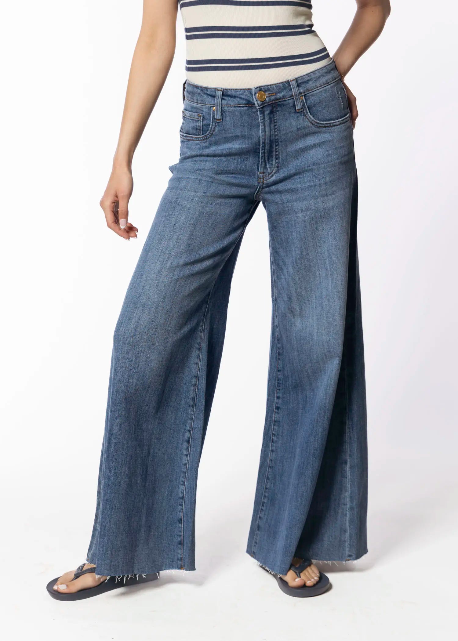 swatch_blue blake super wide leg apparel