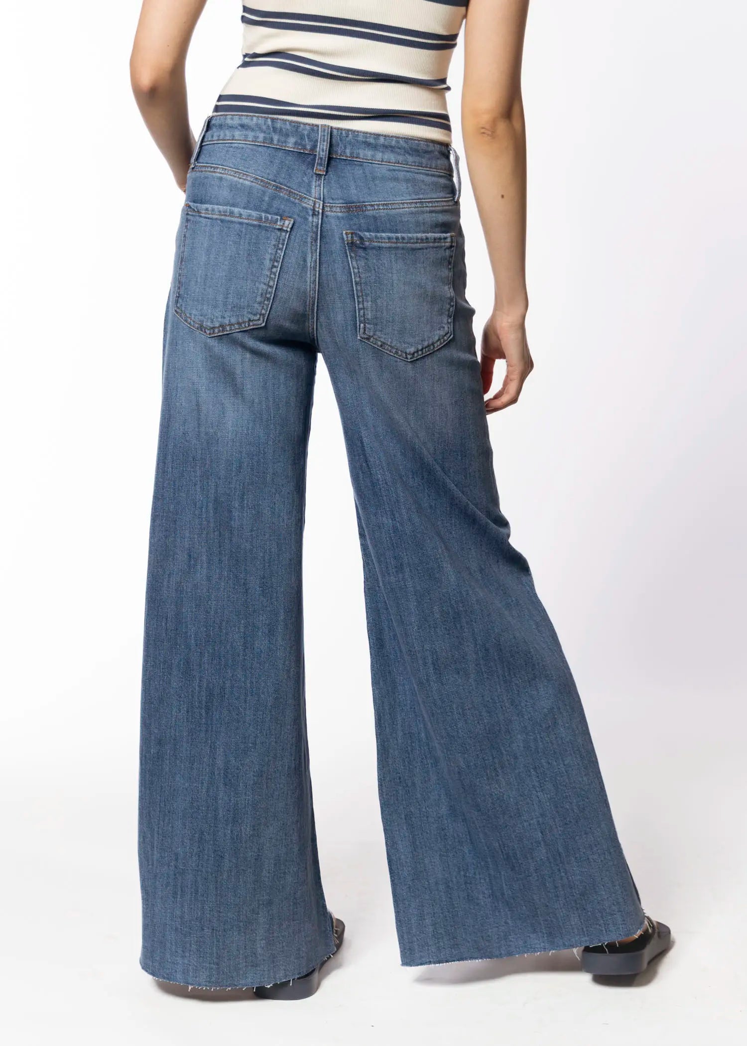 swatch_blue blake super wide leg apparel