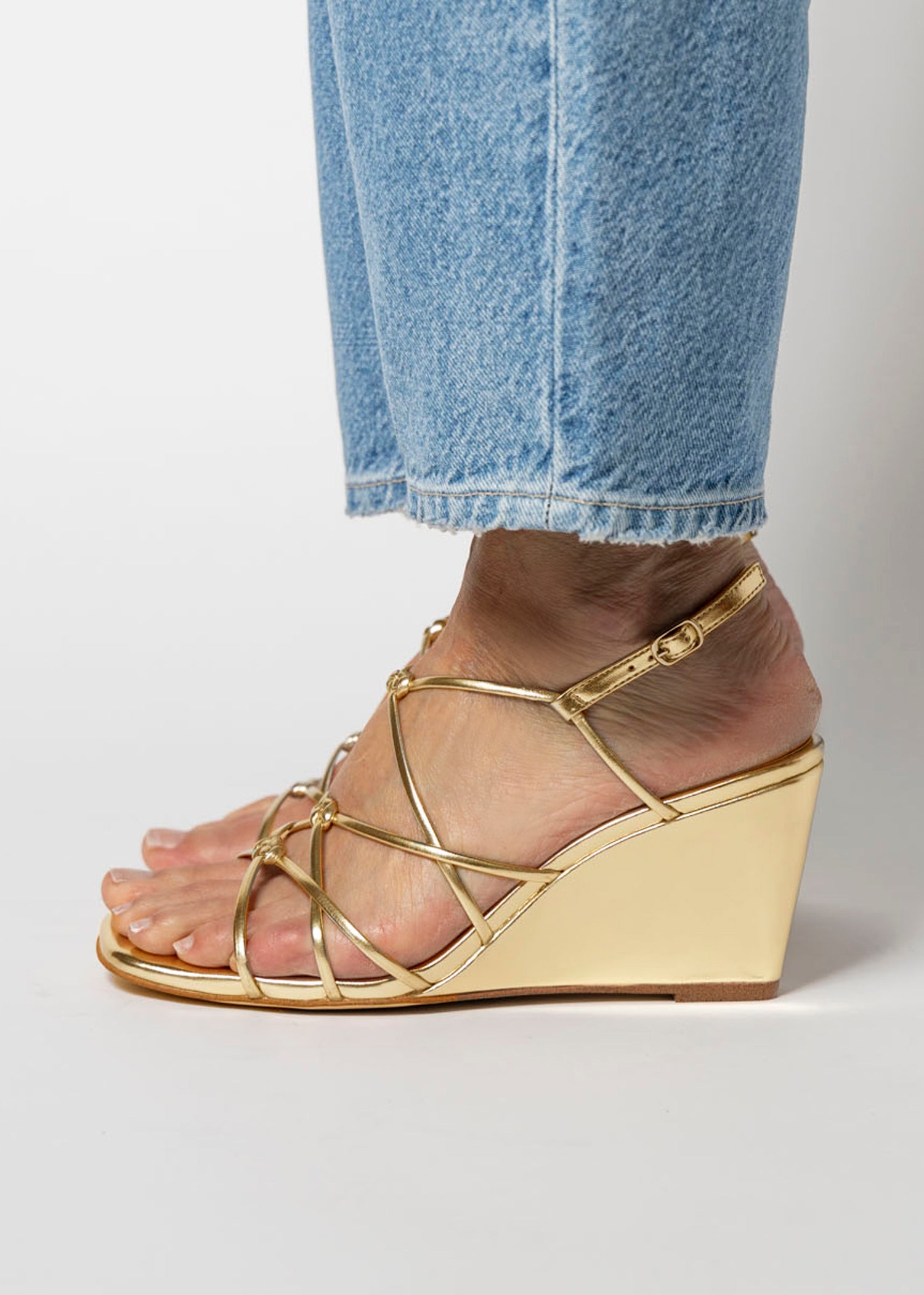 swatch_platino socialz wedge sandal heels