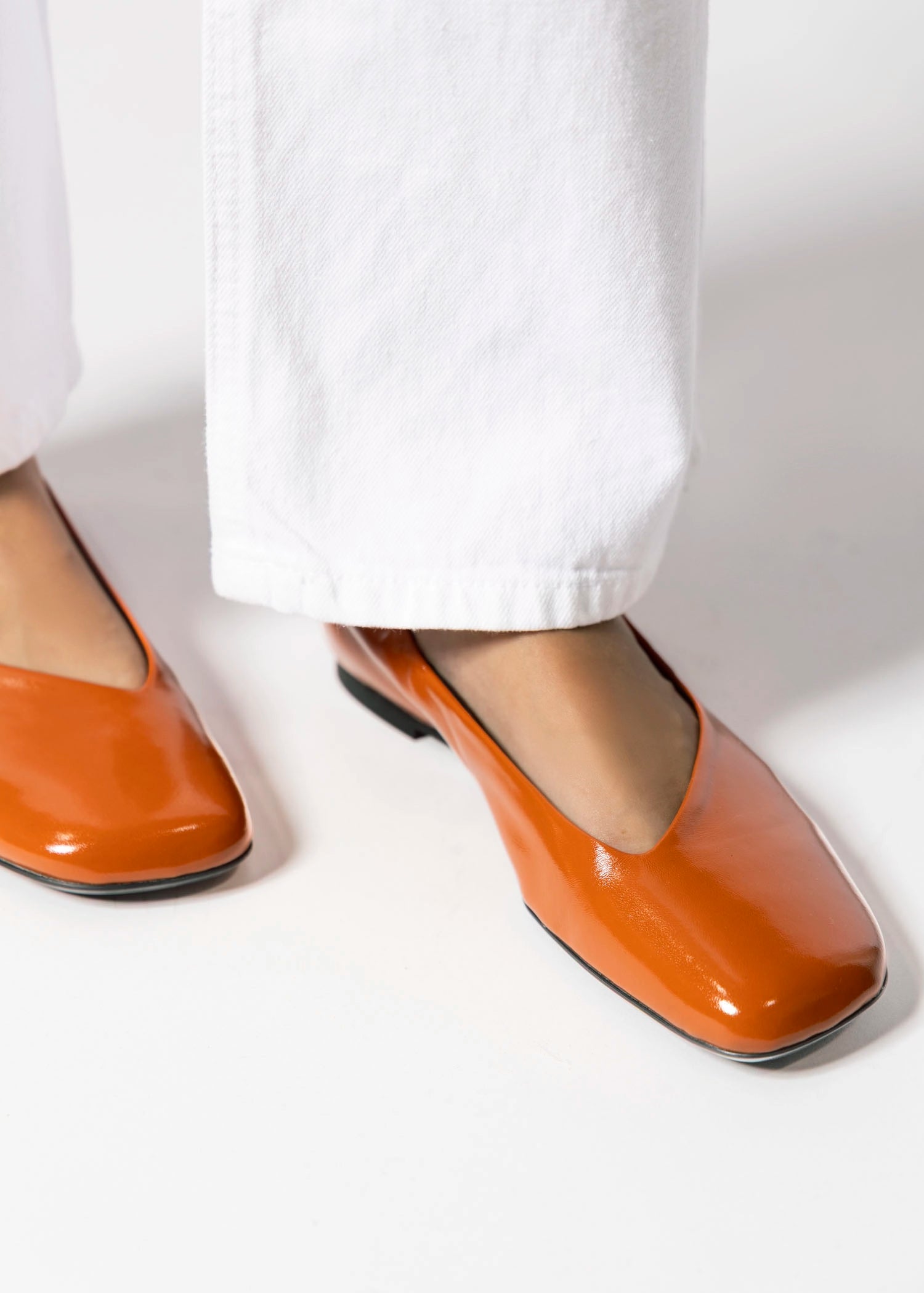 swatch_orange patent xena flat