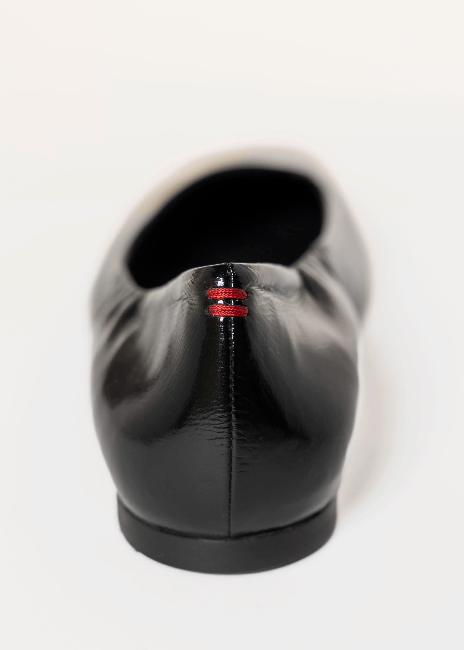 swatch_black patent xena flat