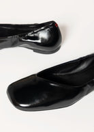 swatch_black patent xena flat