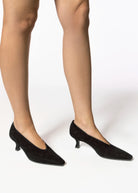 swatch_Grey Suede pump