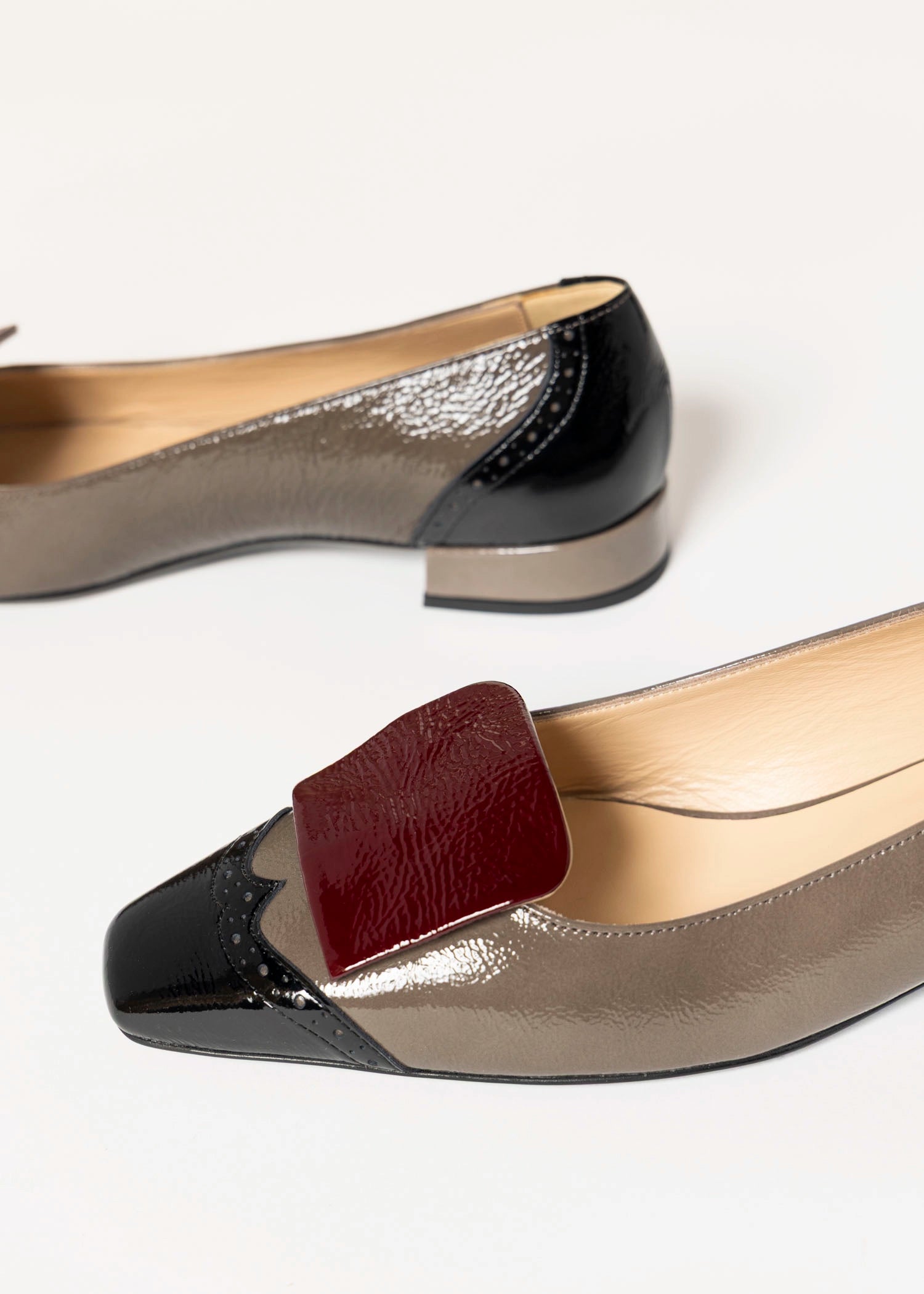 swatch_Taupe Multi spectator flat