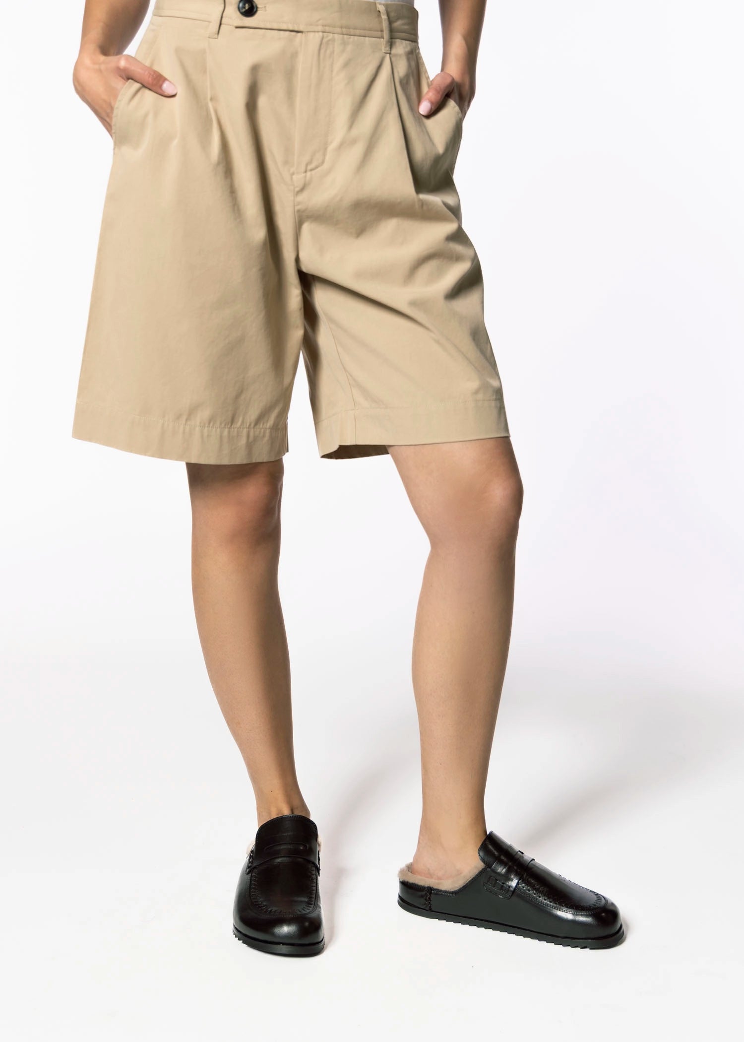 swatch_Black Leather shearling lined clog shoes