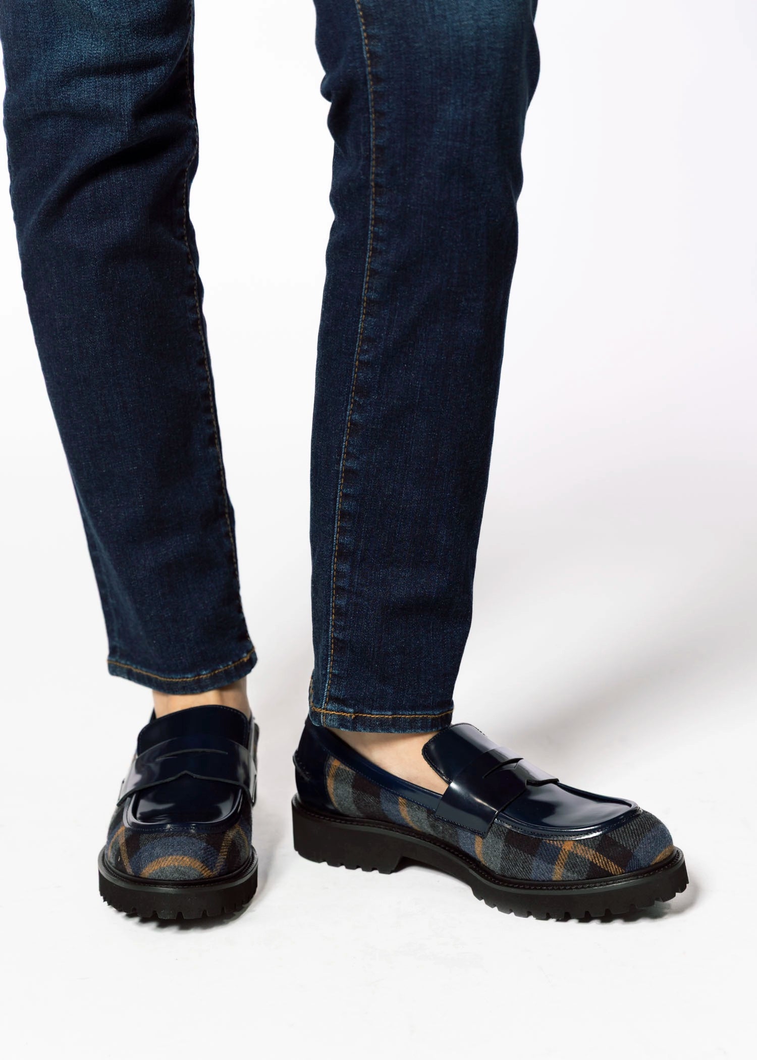 swatch_Navy Leather classic penny loafer