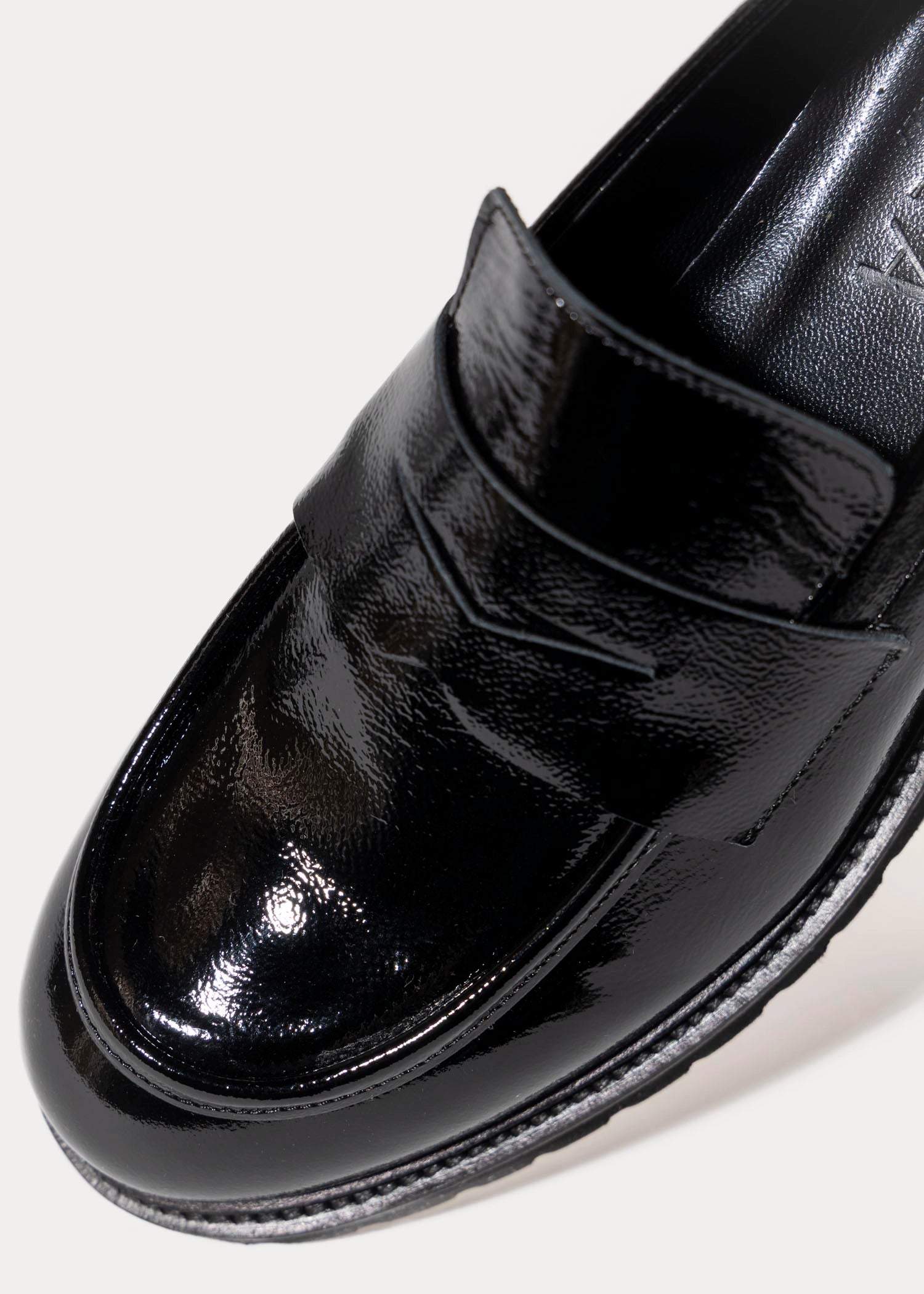 swatch_Black Patent classic penny loafer