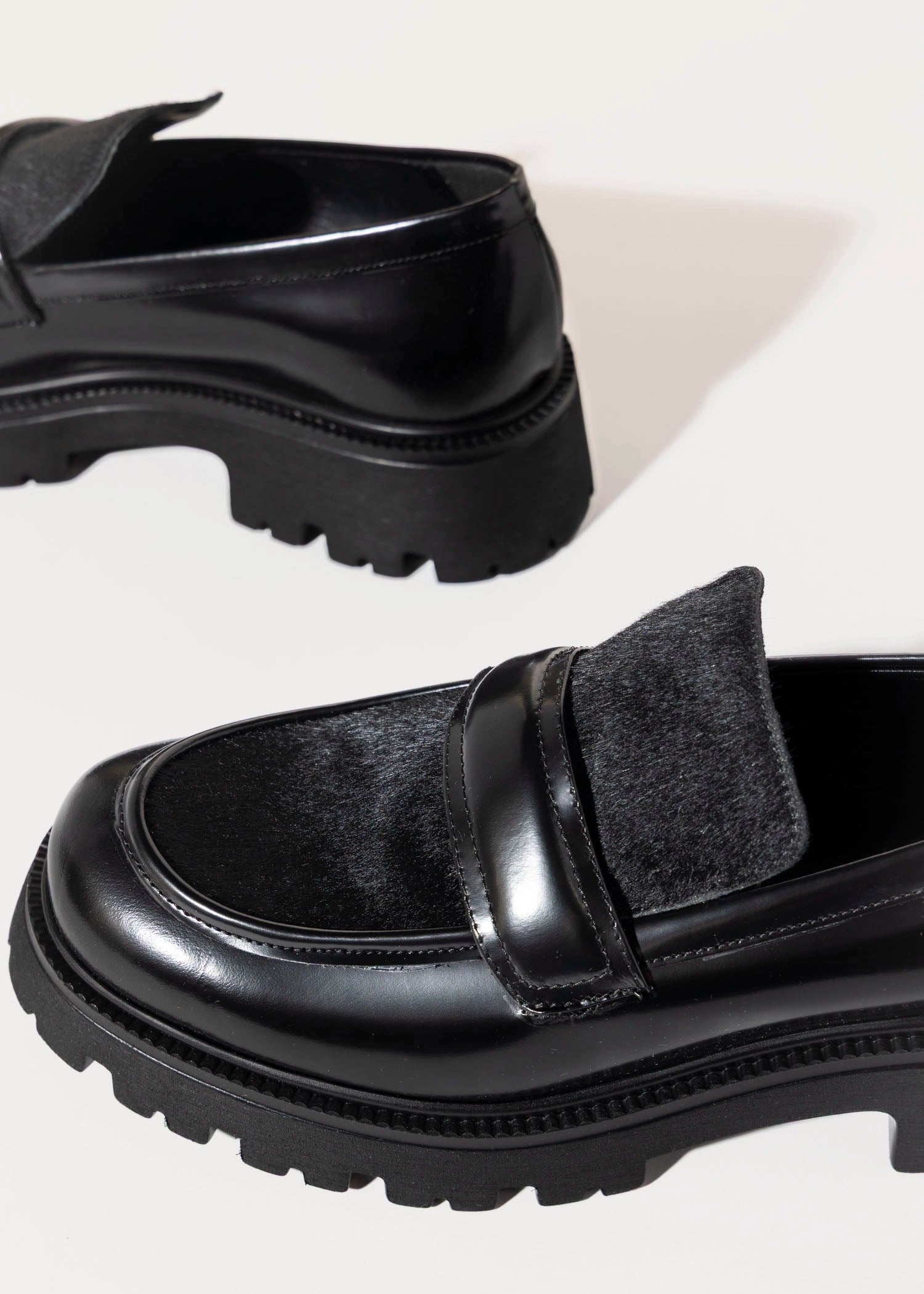 swatch_Black Leather lug sole loafer