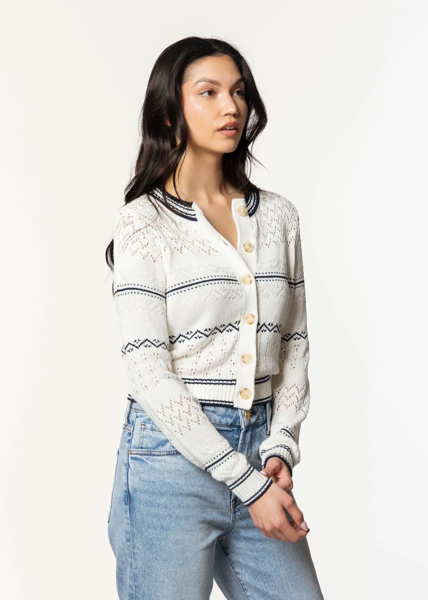 swatch_white emanuel cardigan apparel