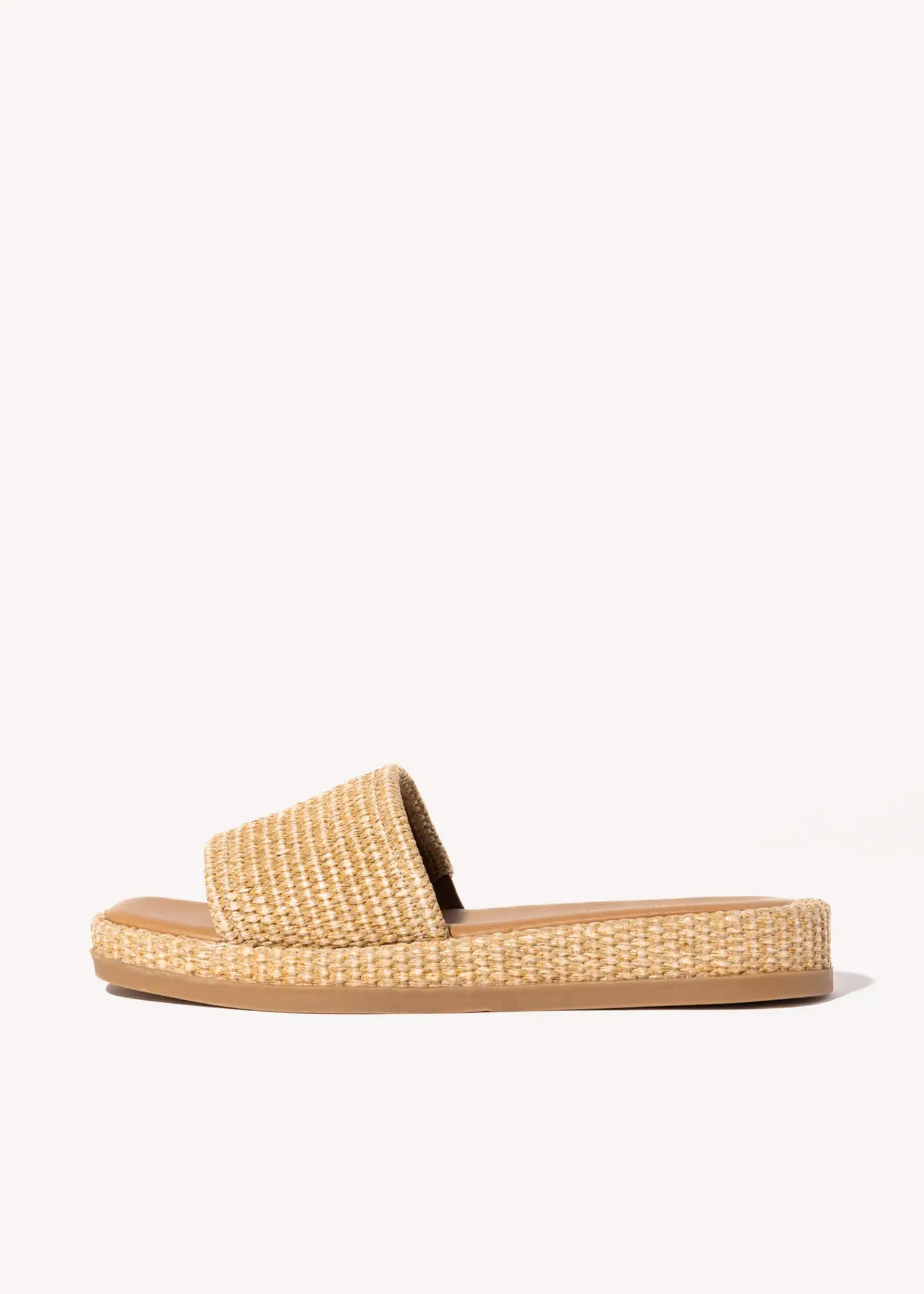 swatch_neutrals boardwalk raffia sandal flat sandals