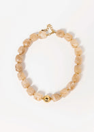 swatch_Beige pebbles beaded necklace