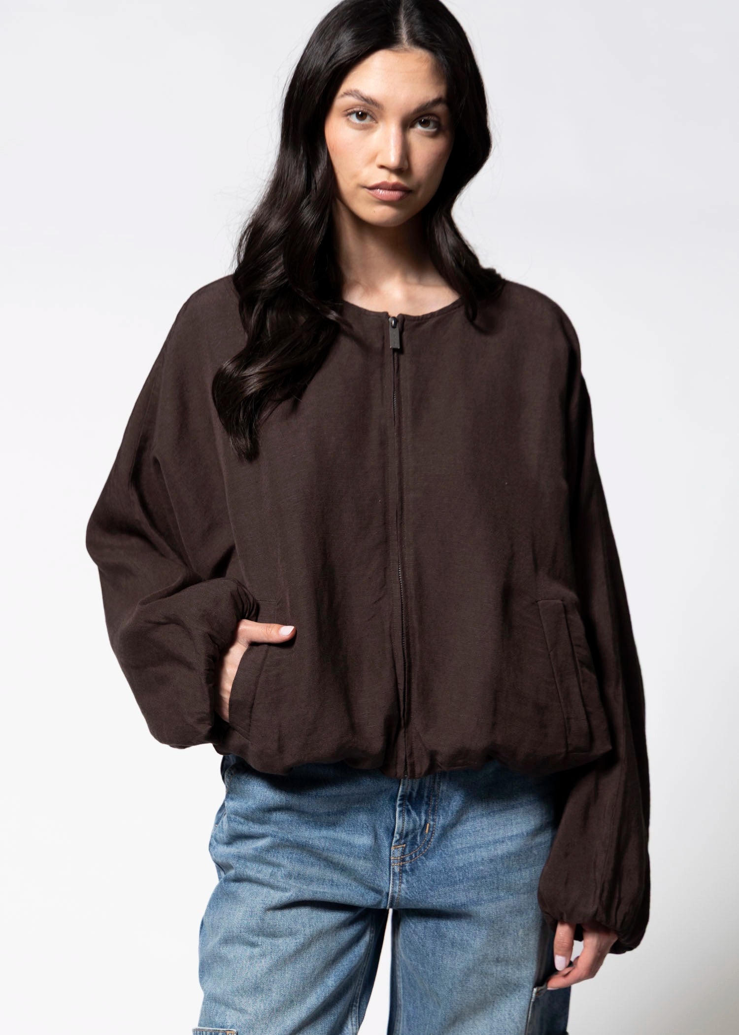 swatch_Brown sanctuary linen bubble jacket