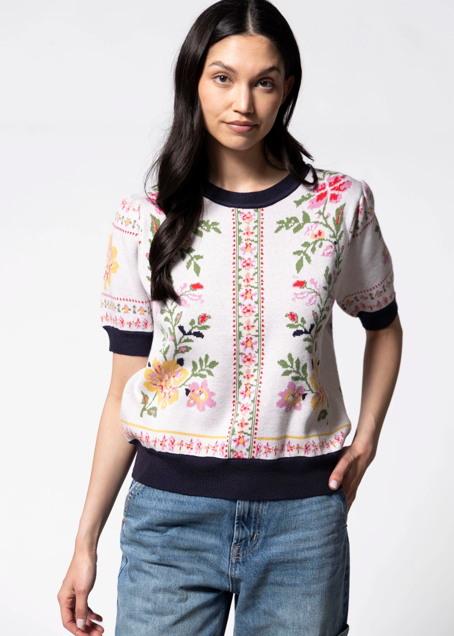 swatch_Multi floral short sleeve sweater