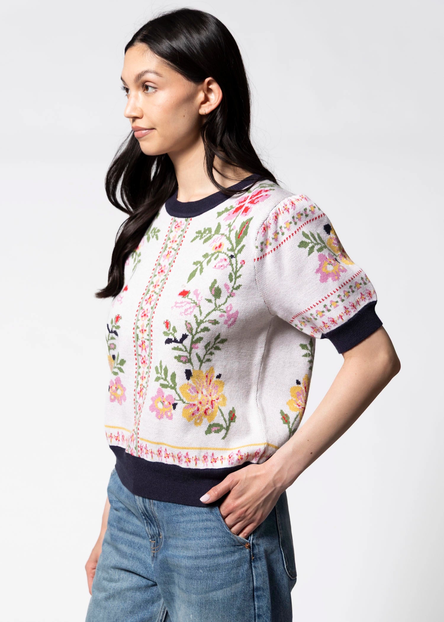 swatch_Multi floral short sleeve sweater