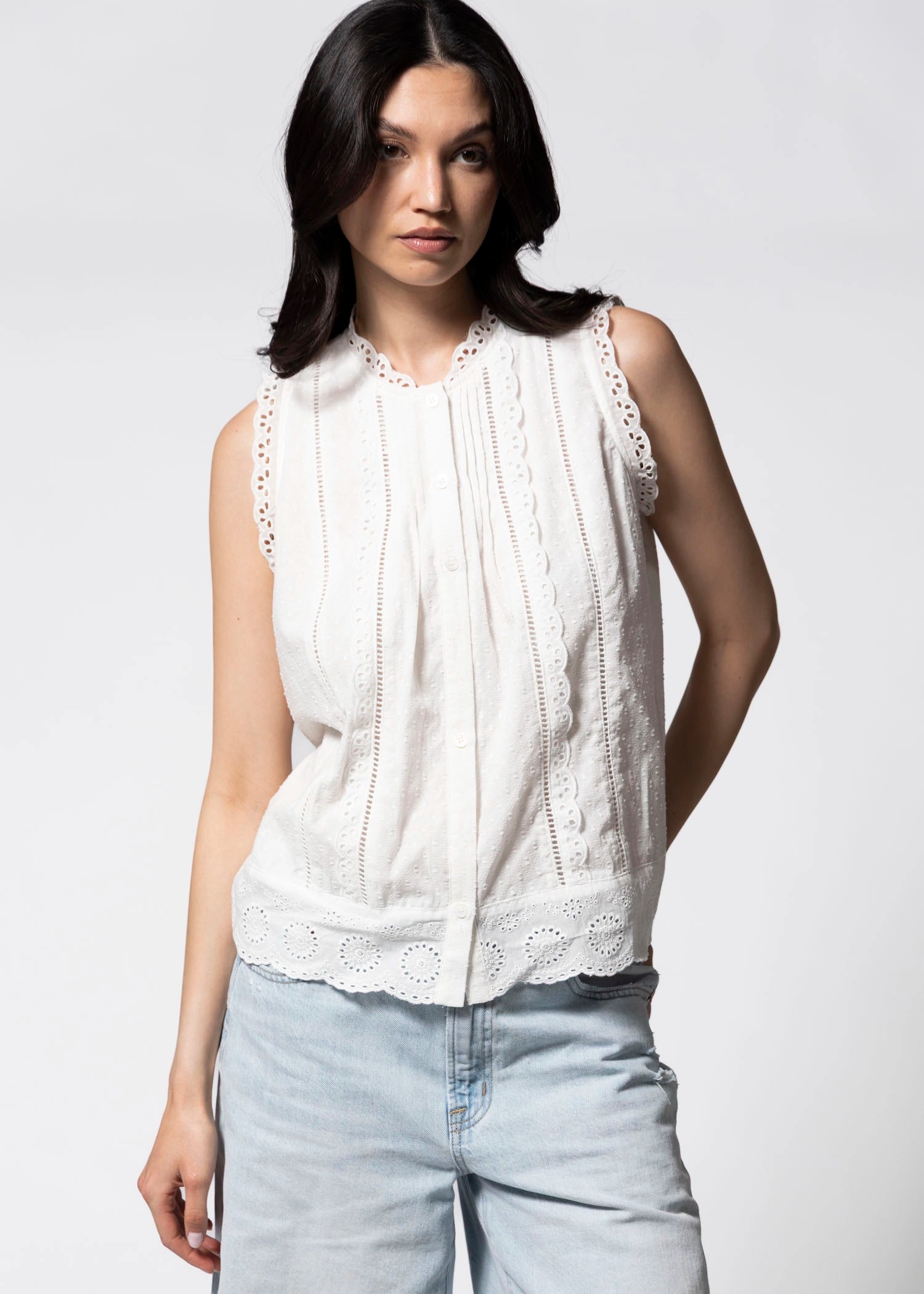 swatch_Off White lace trim blouse
