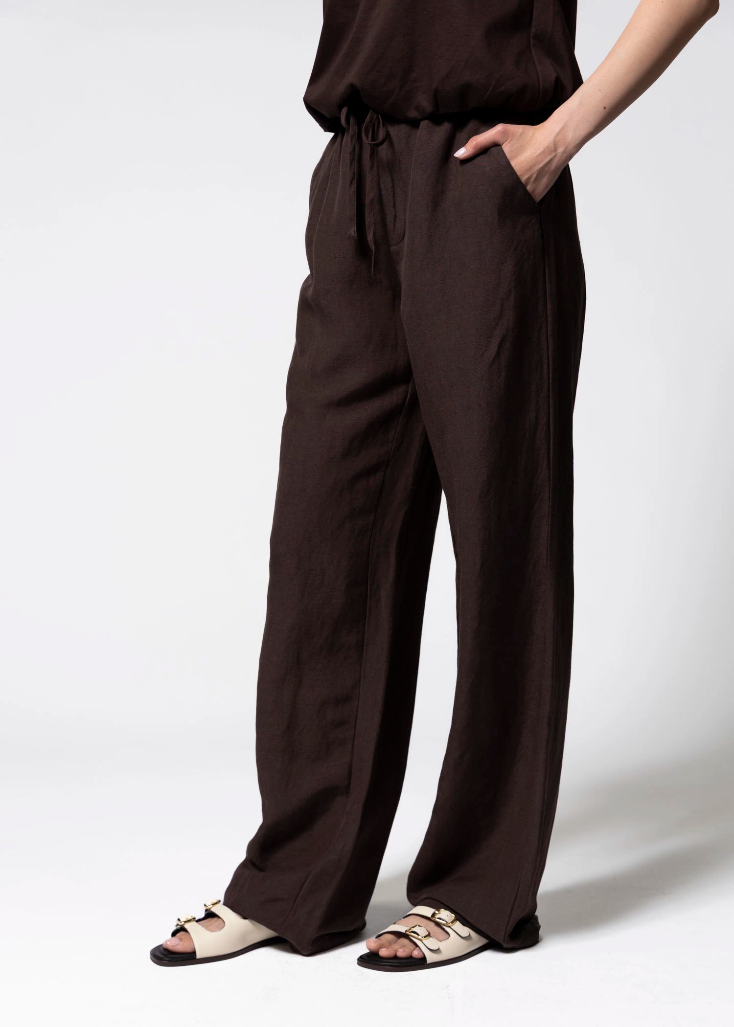 swatch_Brown sanctuary shoreline linen pant