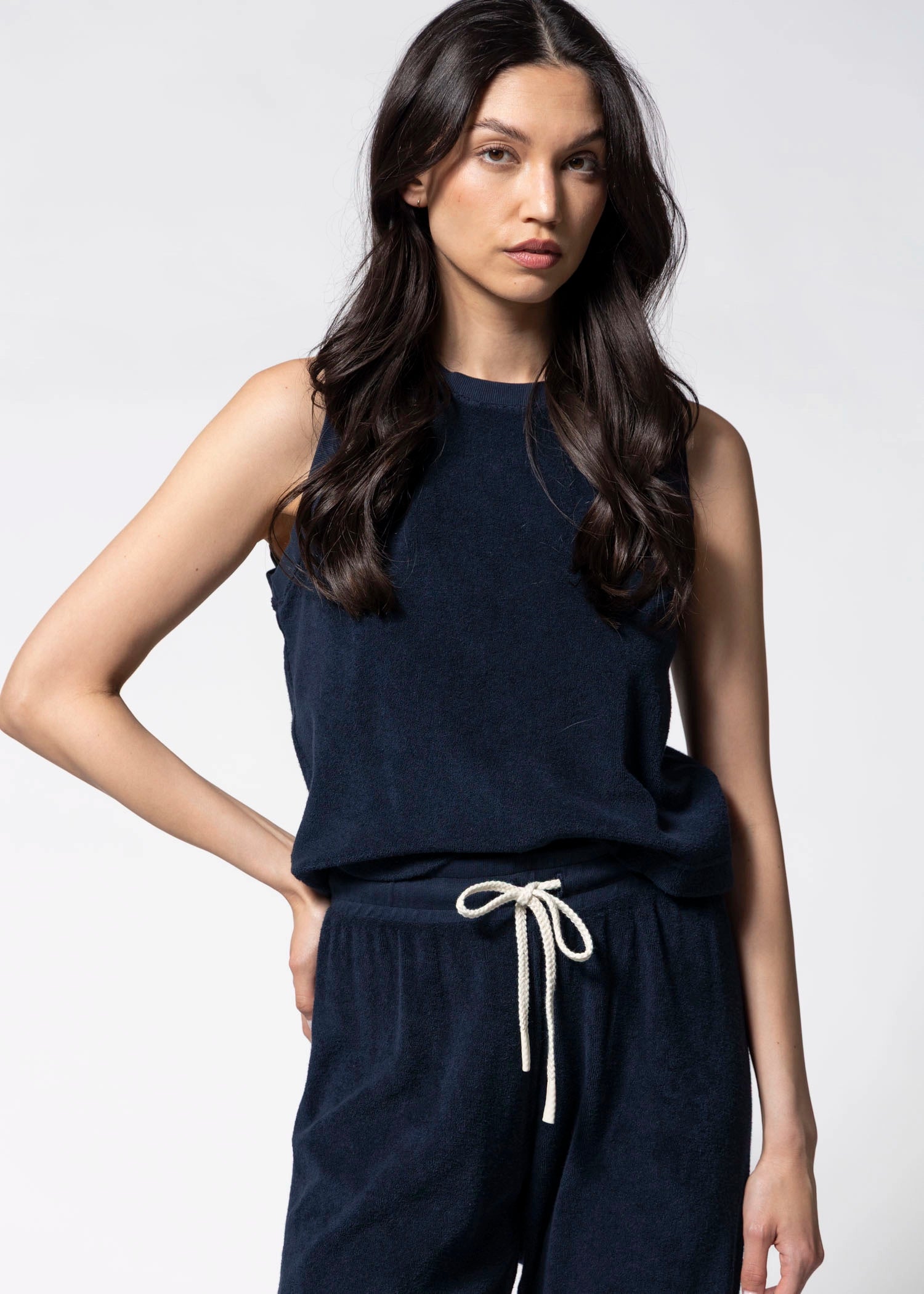 swatch_Navy perfect white tee esther tank