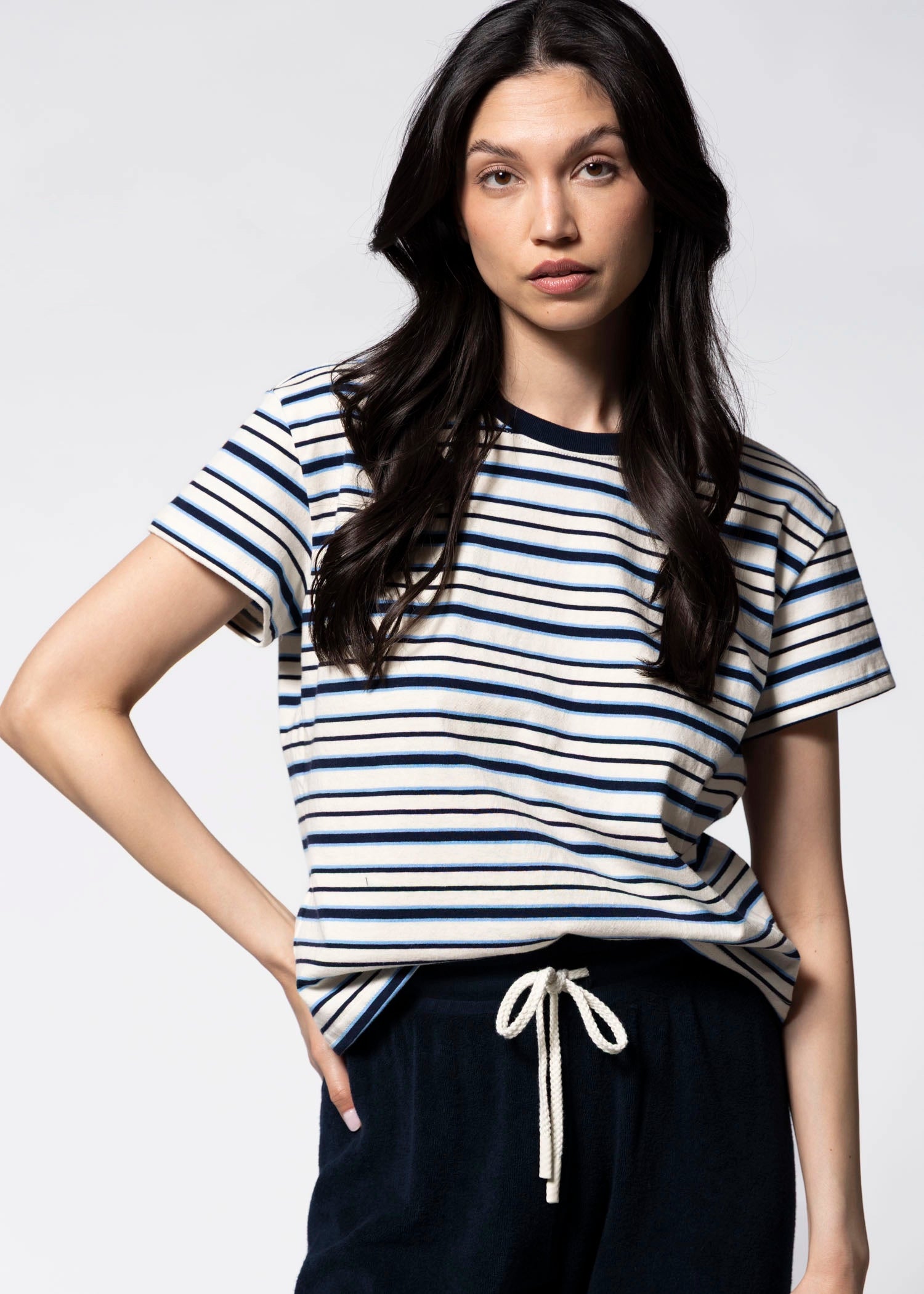 swatch_Navy perfect white tee dawn ringer tee