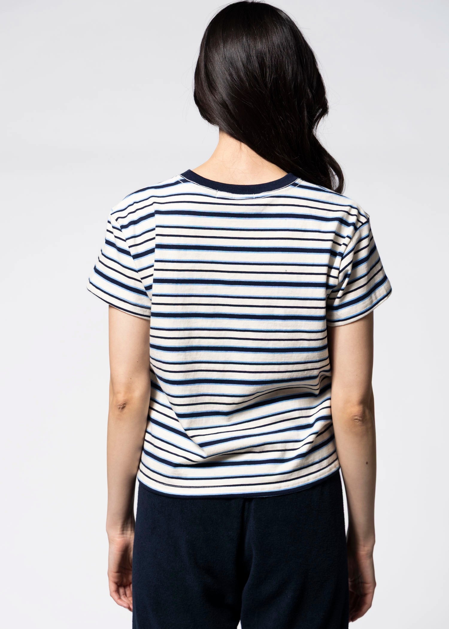 swatch_Navy perfect white tee dawn ringer tee