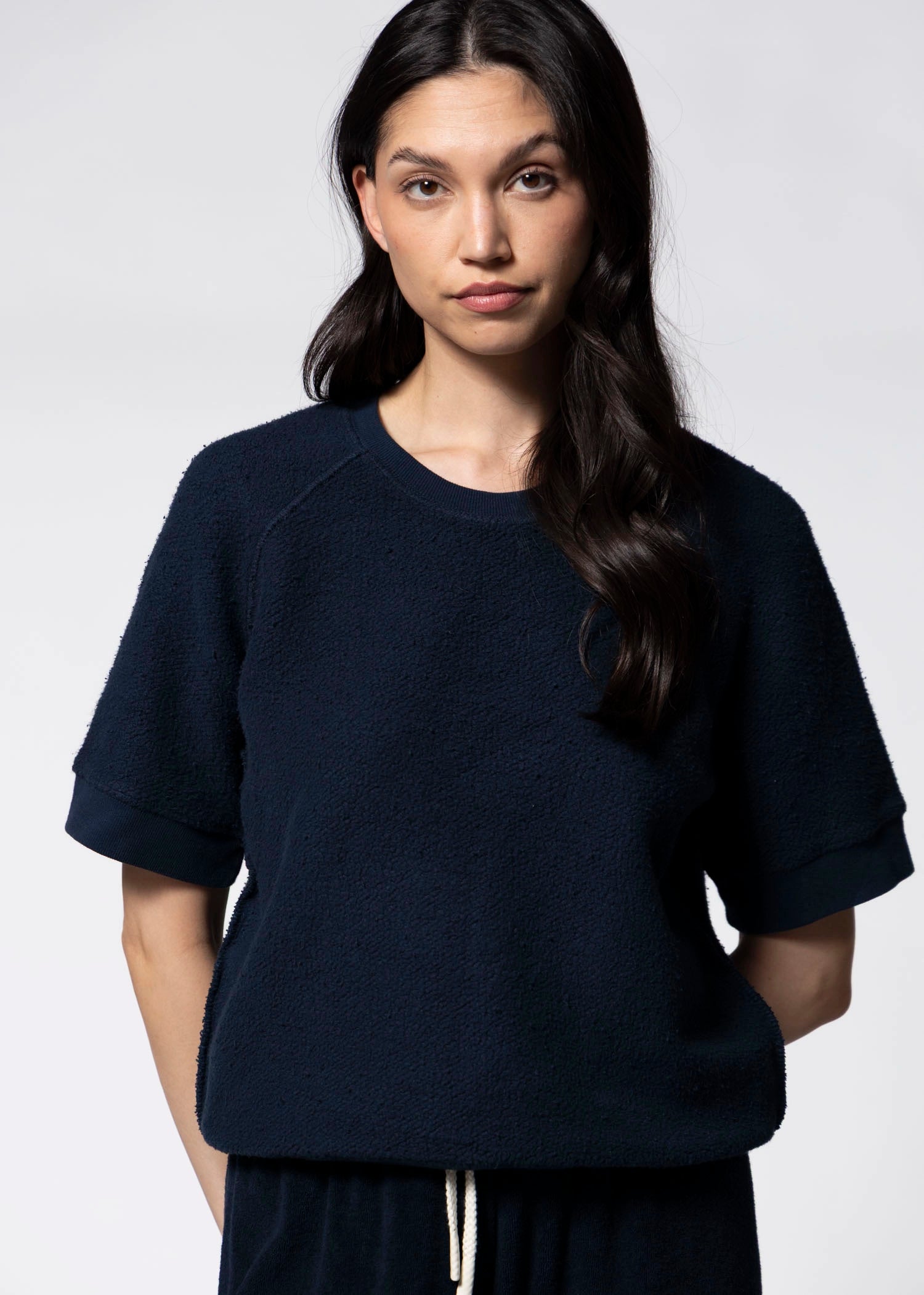 swatch_Navy perfect white tee kennedy short sleeve sweatshirt