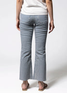 swatch_Pinstripe kut from the kloth kelsey jean