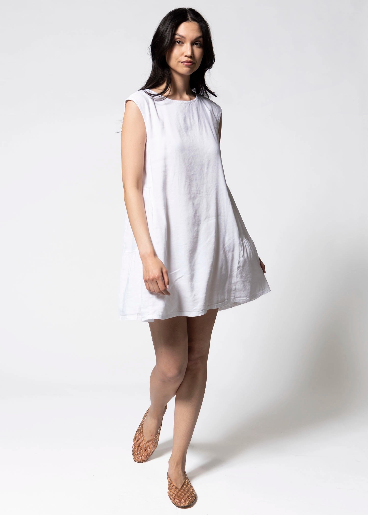 swatch_White kut from the kloth alice dress