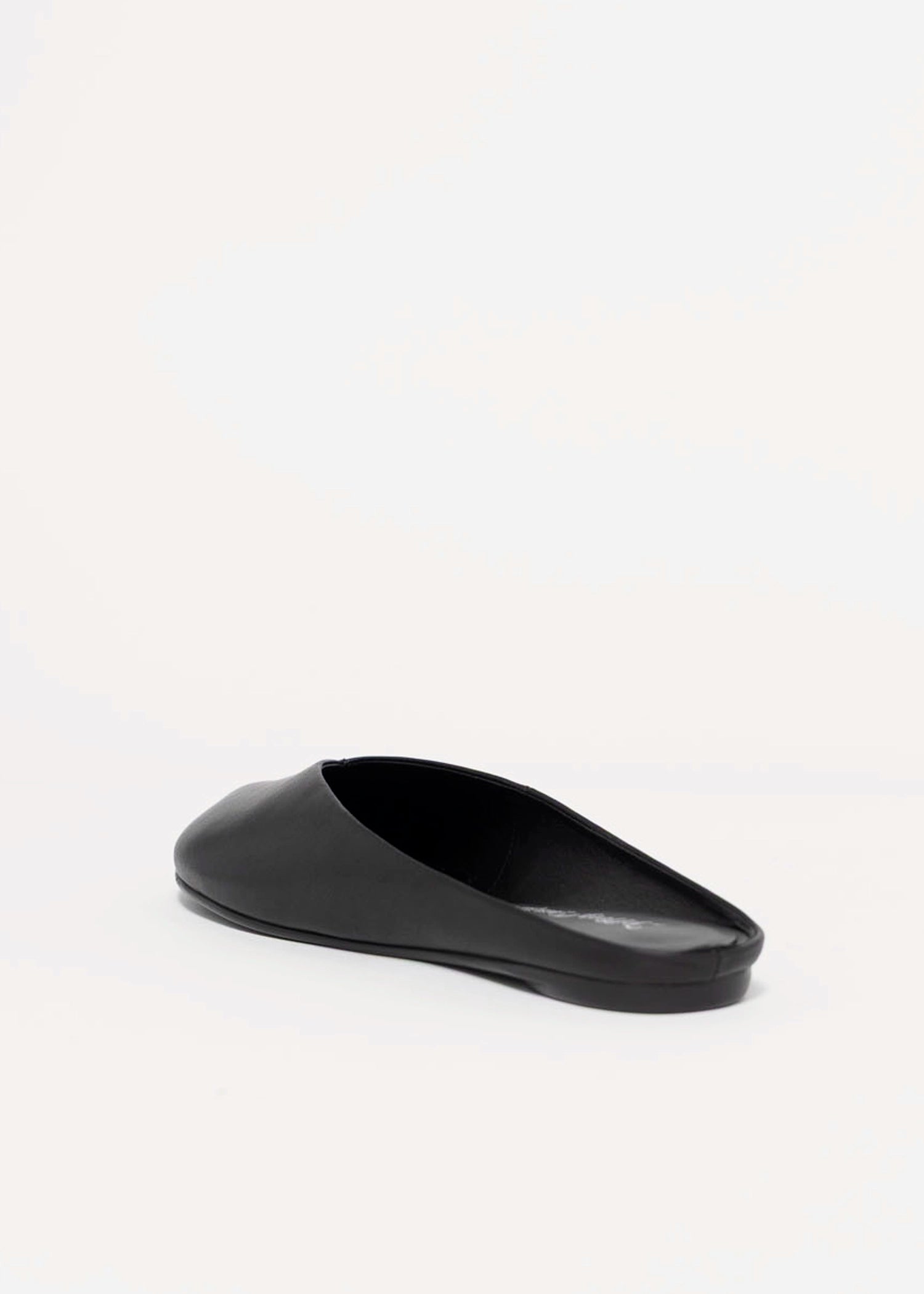 swatch_Black Leather jeffrey campbell cabalina tabi mule