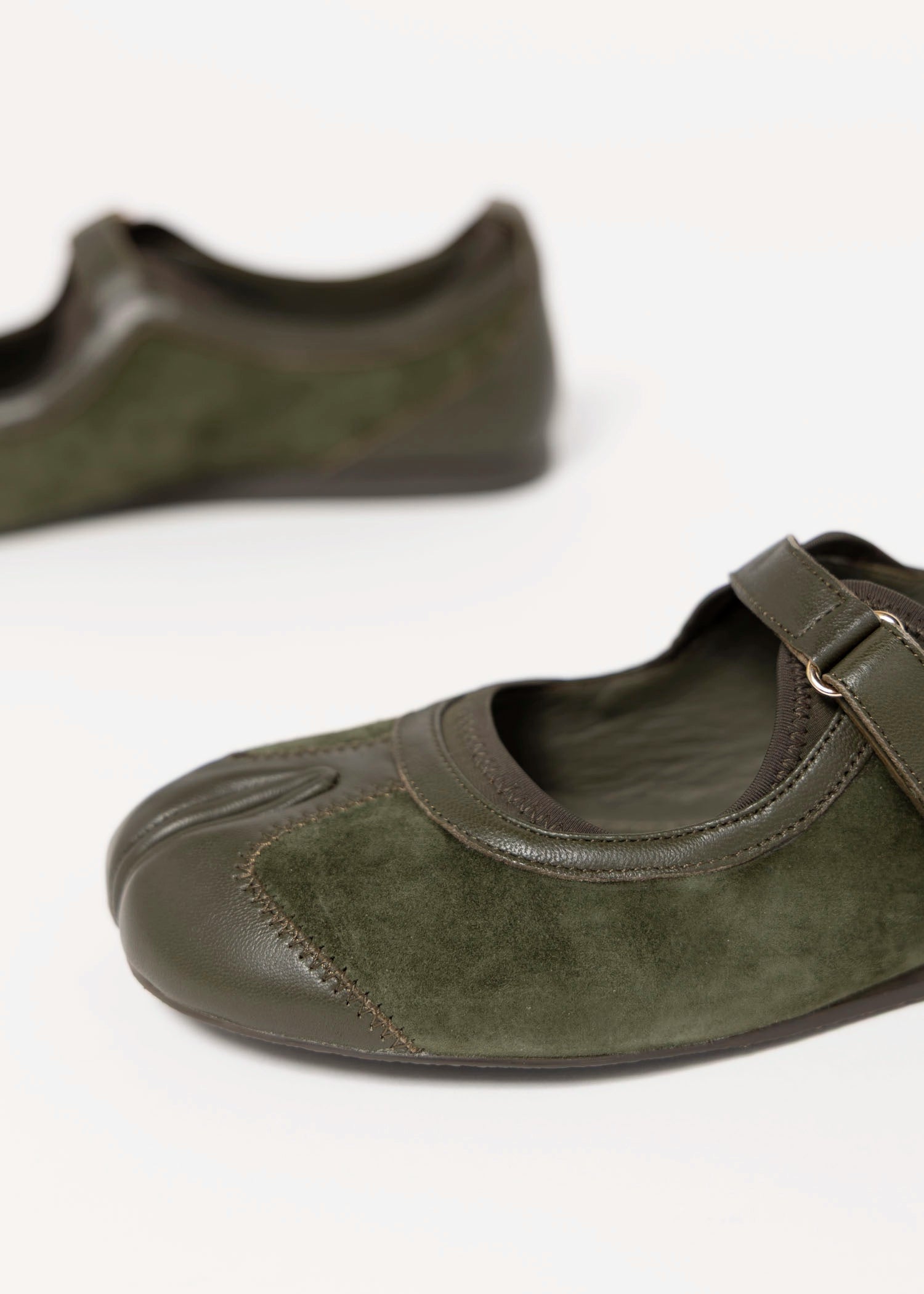 swatch_Olive Combo jeffrey campbell thalion tabi mary jane