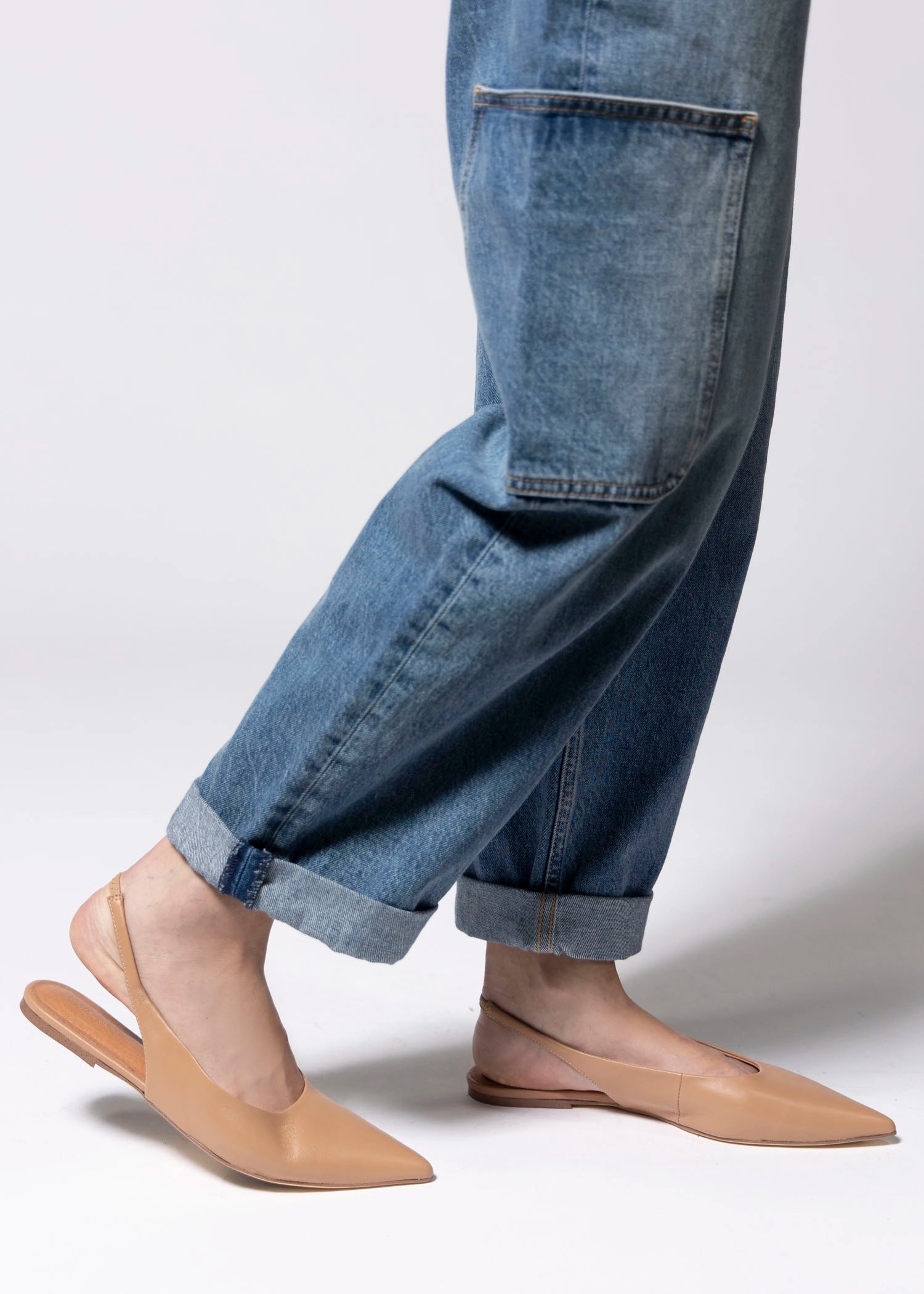 swatch_Peru Leather tony bianco javier slingback flat