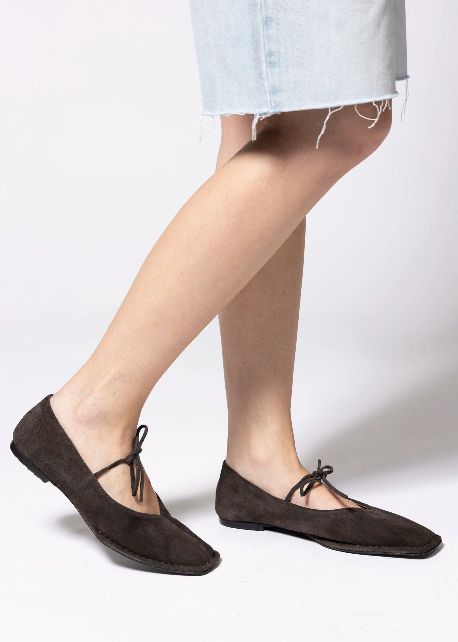 swatch_Coffee Suede alohas sway ballet flat