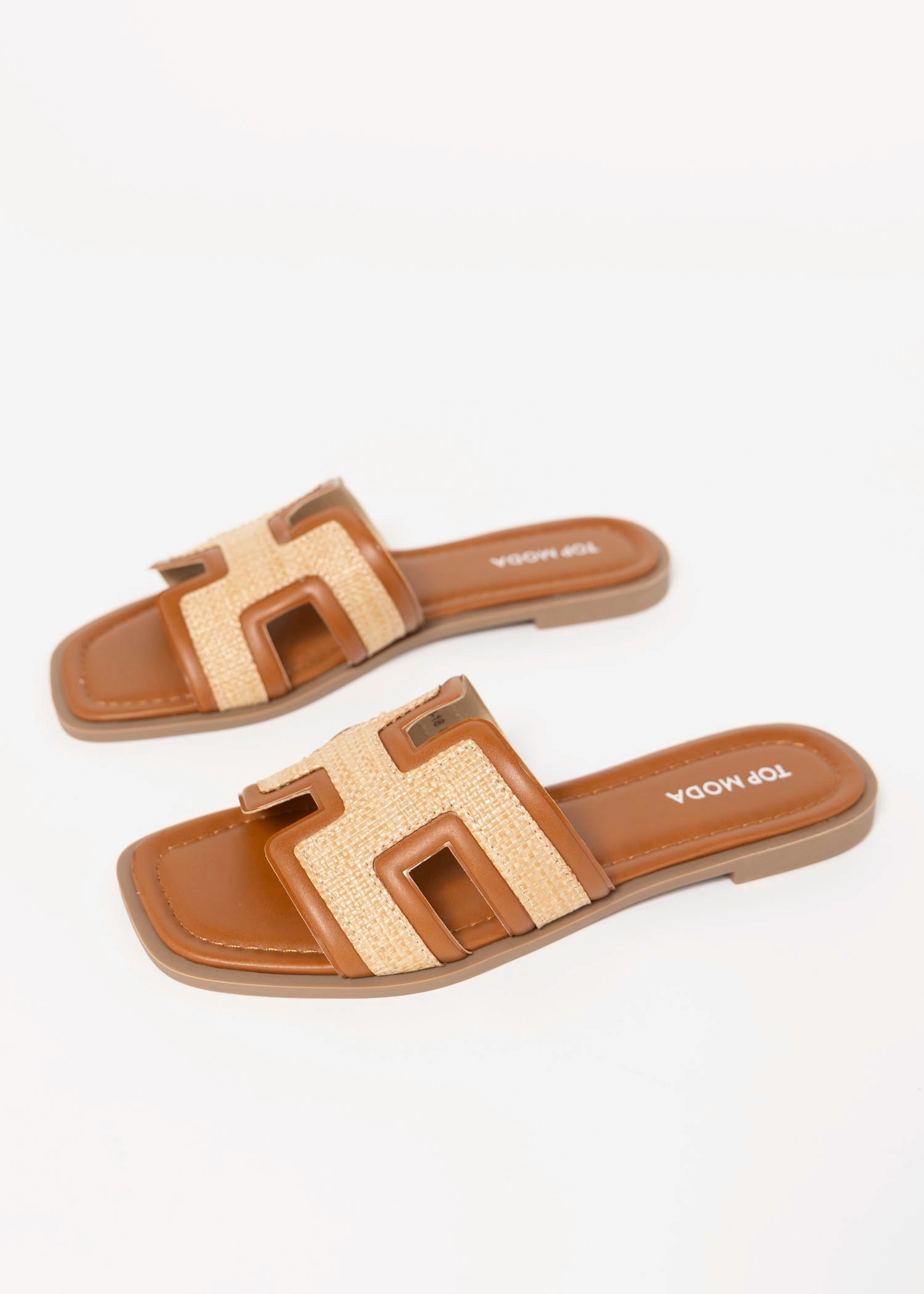swatch_Tan elio raffia slide sandal