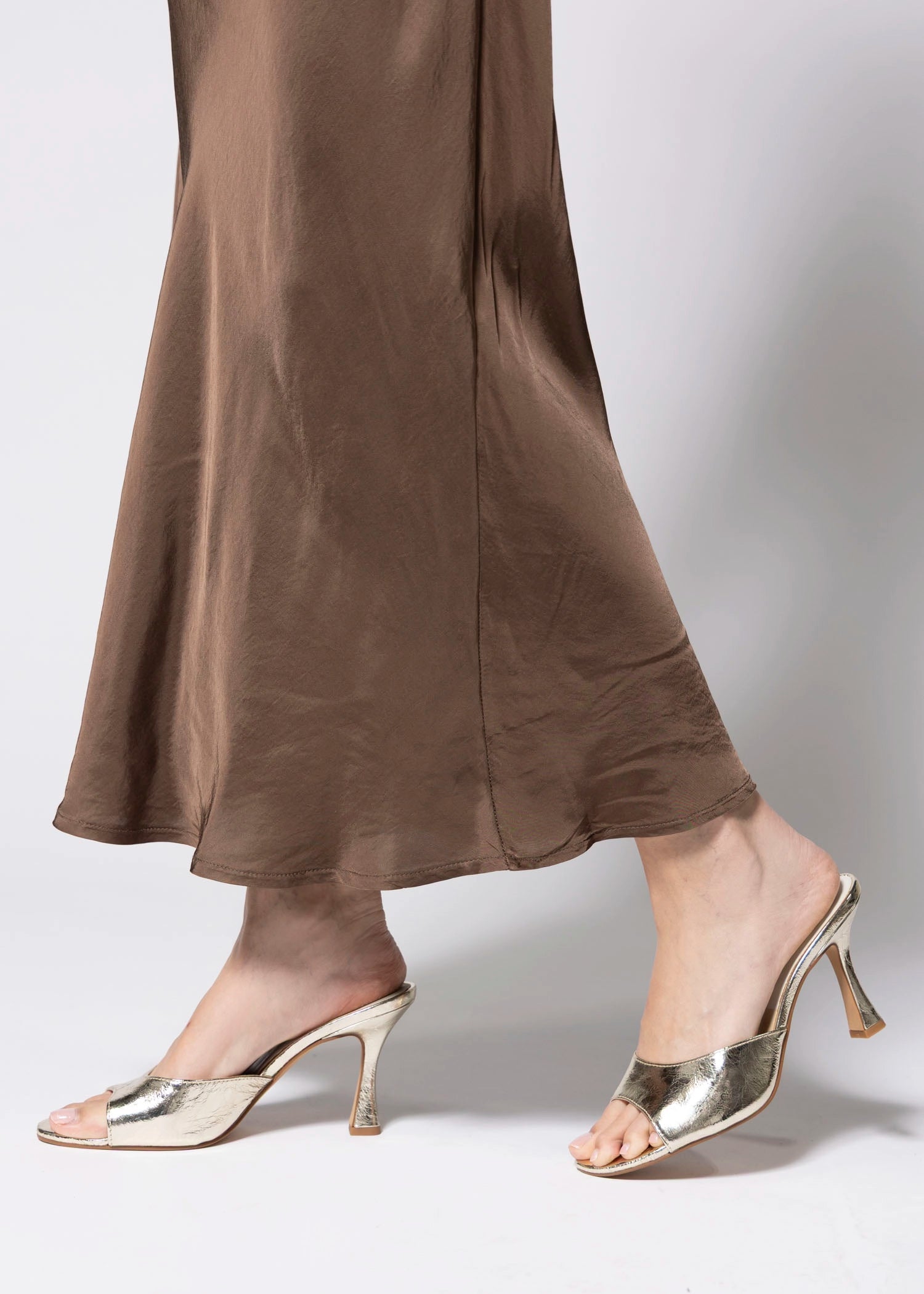 swatch_Platinum Leather dolce vita rosha heeled sandal
