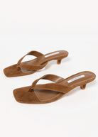 swatch_Chestnut Suede steve madden tracie thong sandal