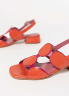 swatch_Fuchsia/Orange l'idea low heel sandal
