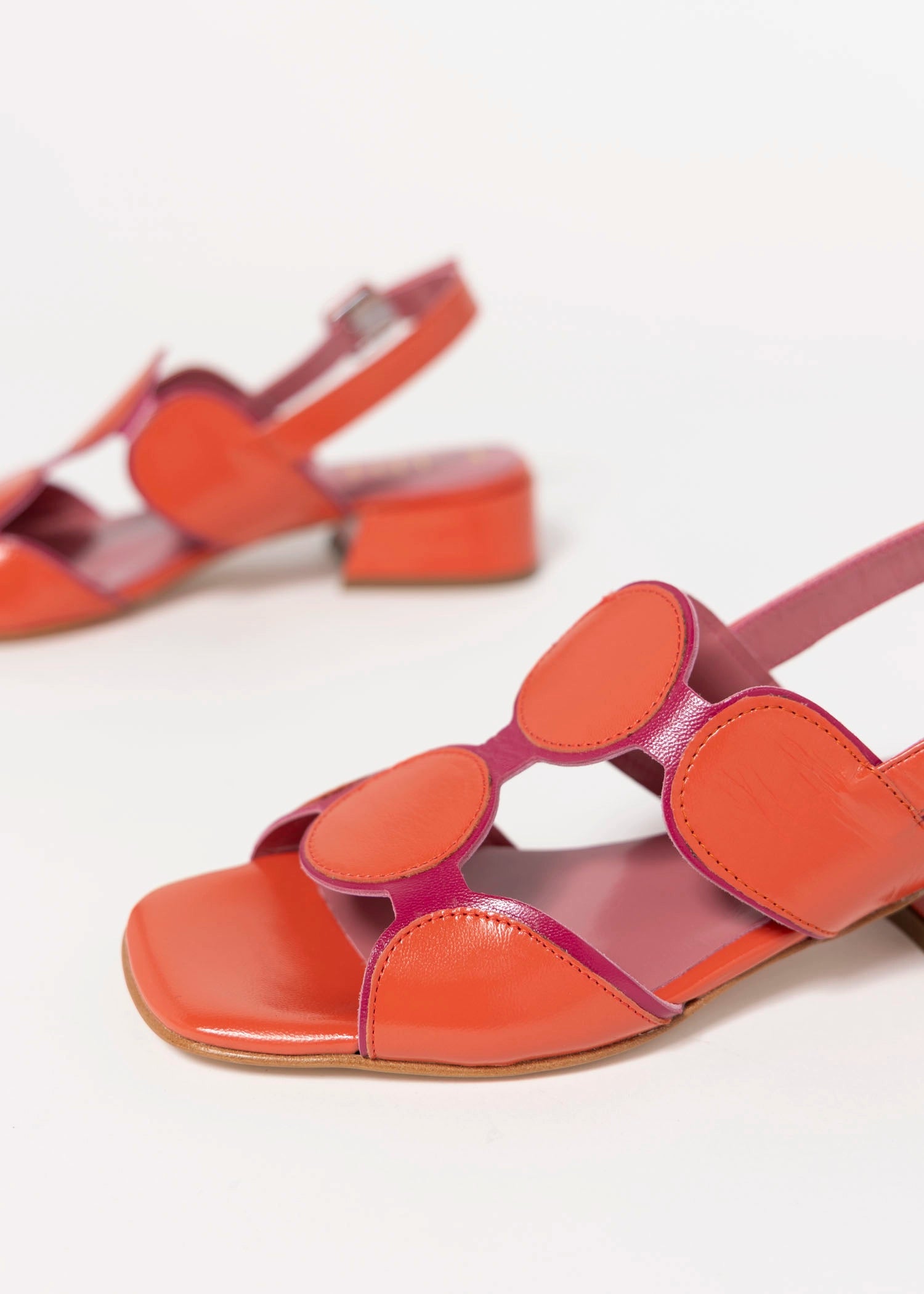 swatch_Fuchsia/Orange l'idea low heel sandal