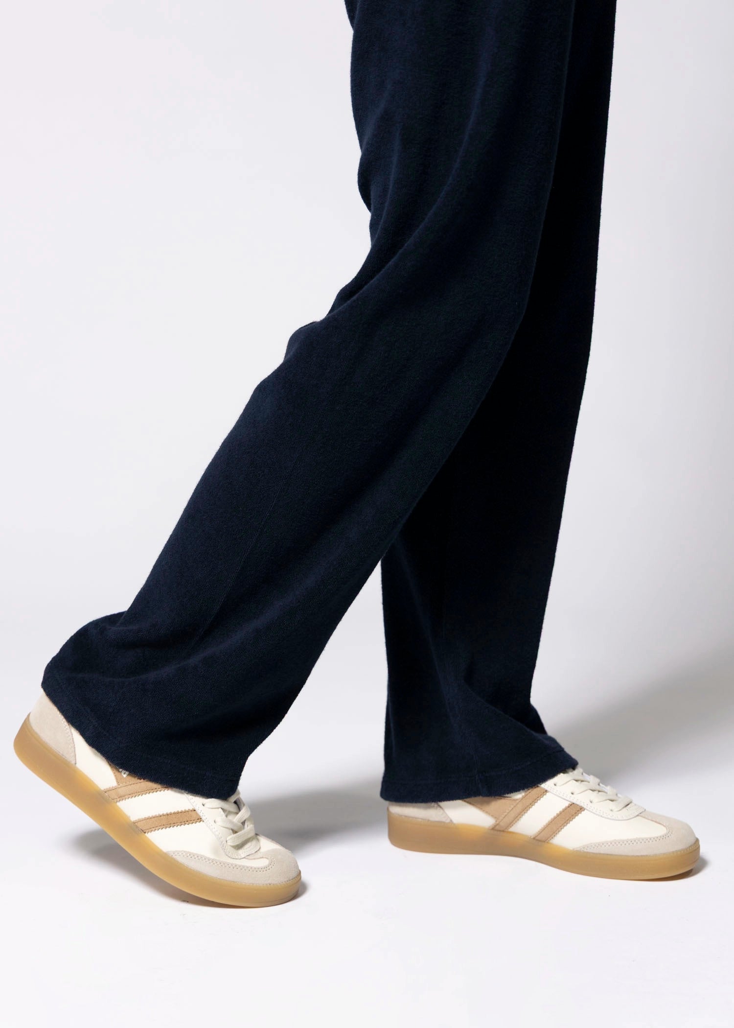 swatch_White/Caramel gola viper sneaker