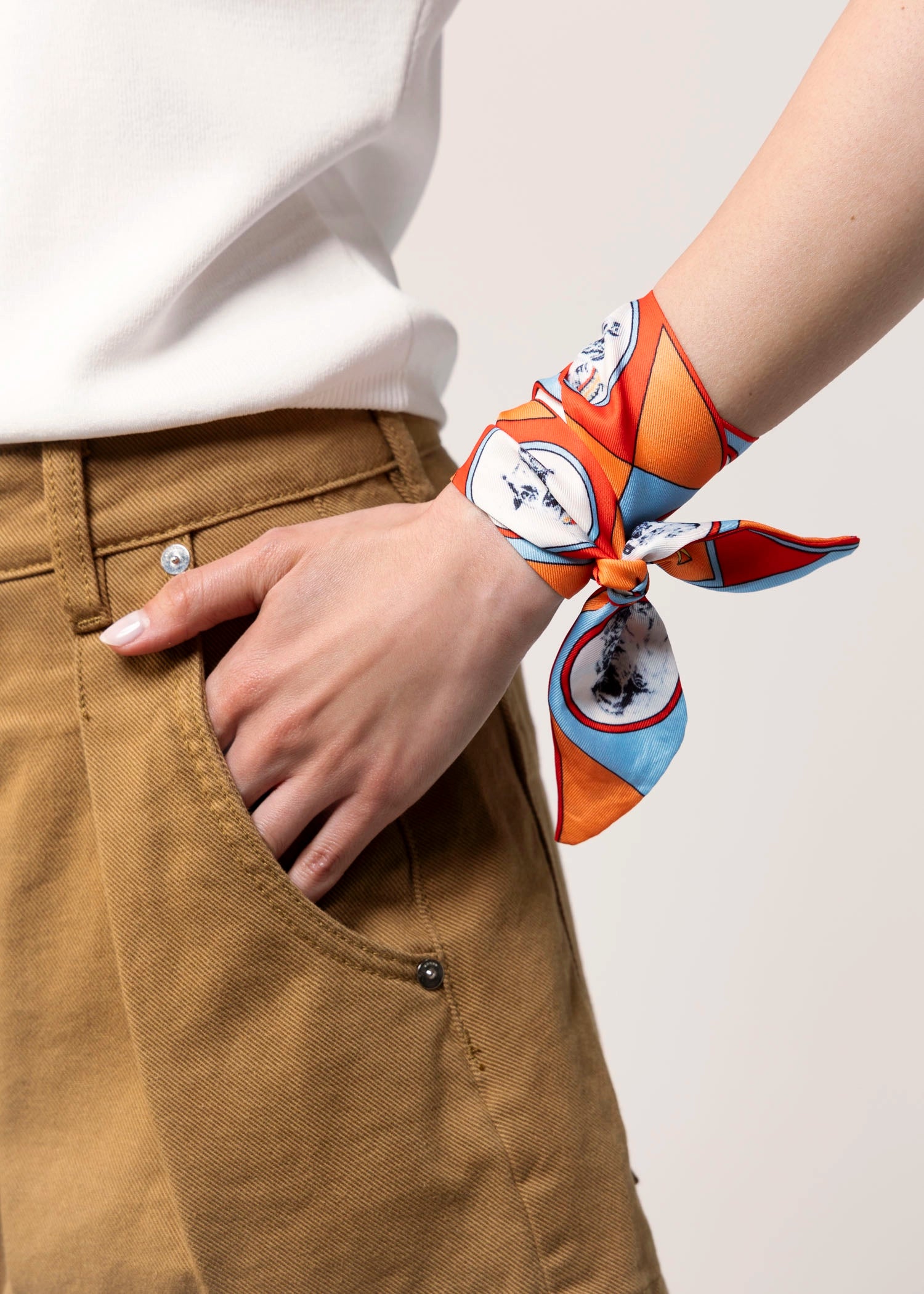 swatch_Orange Multi Twilly scarf
