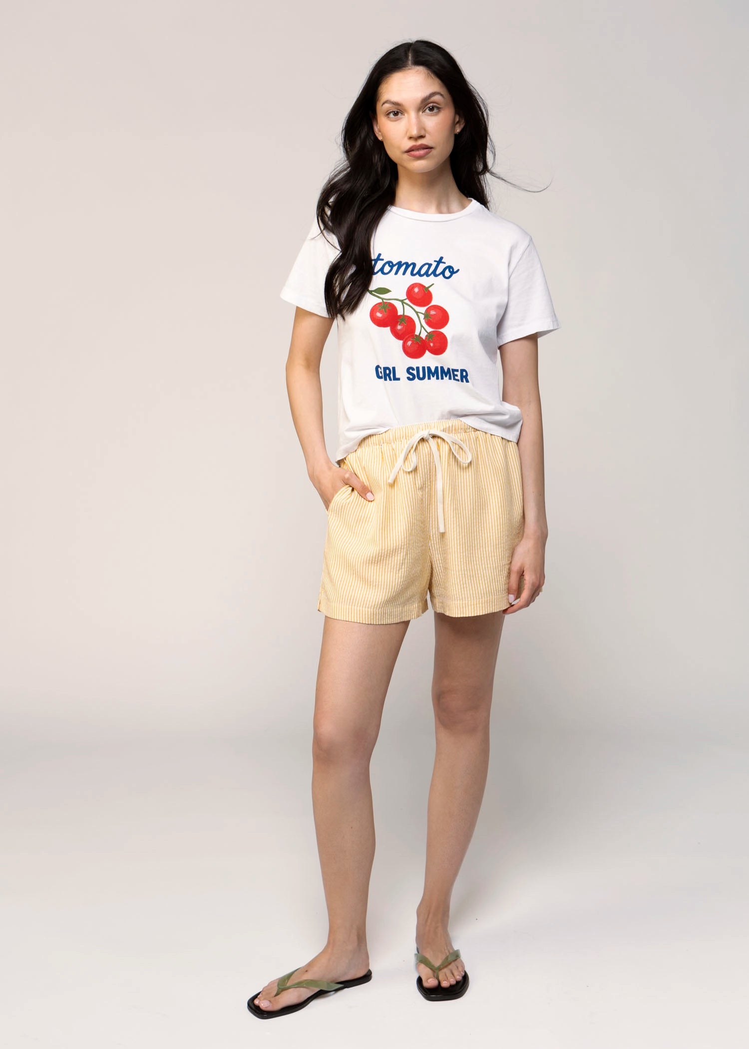 swatch_Yellow drawstring shorts