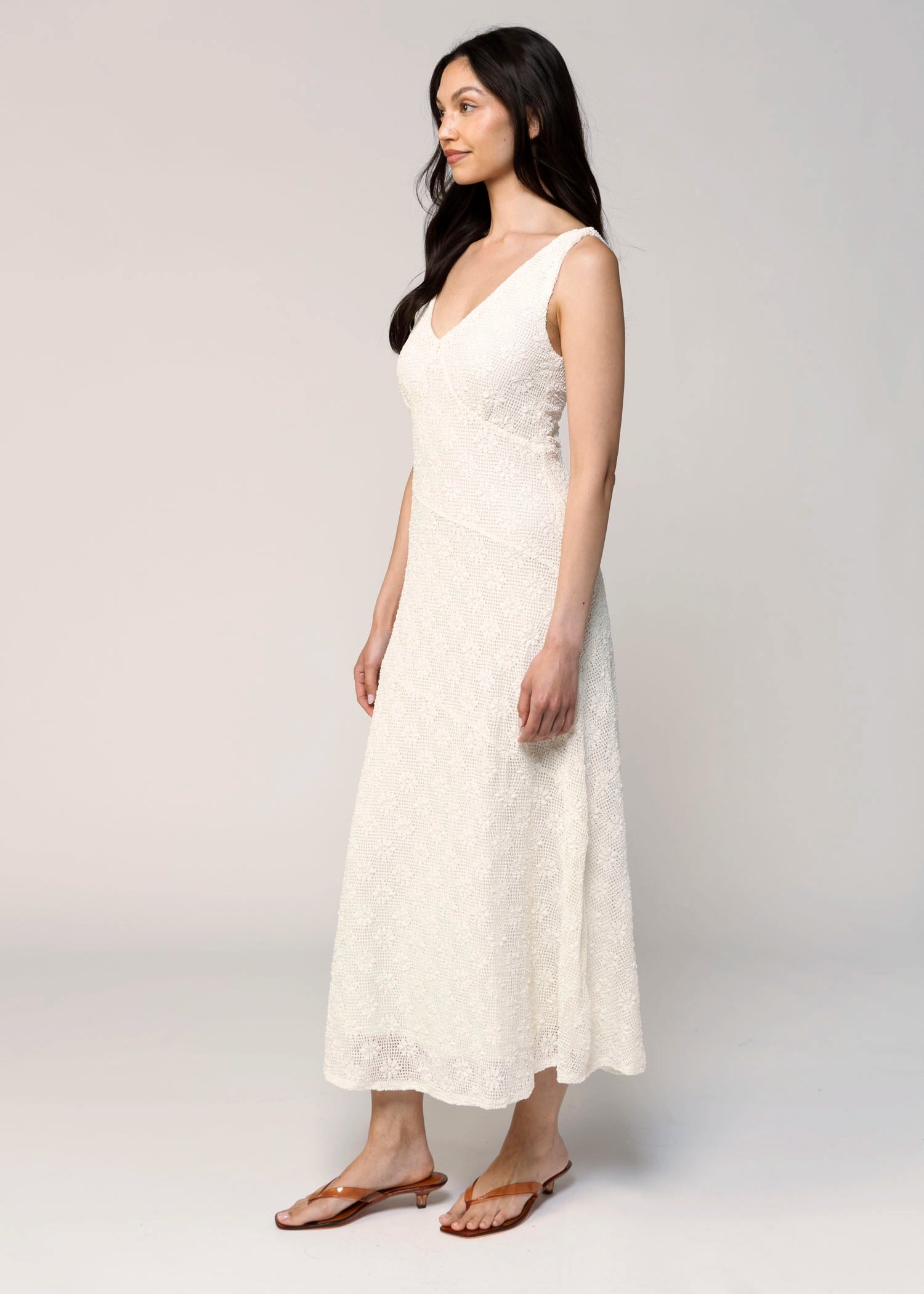 swatch_Ivory sadie and sage cordelia lace midi dress