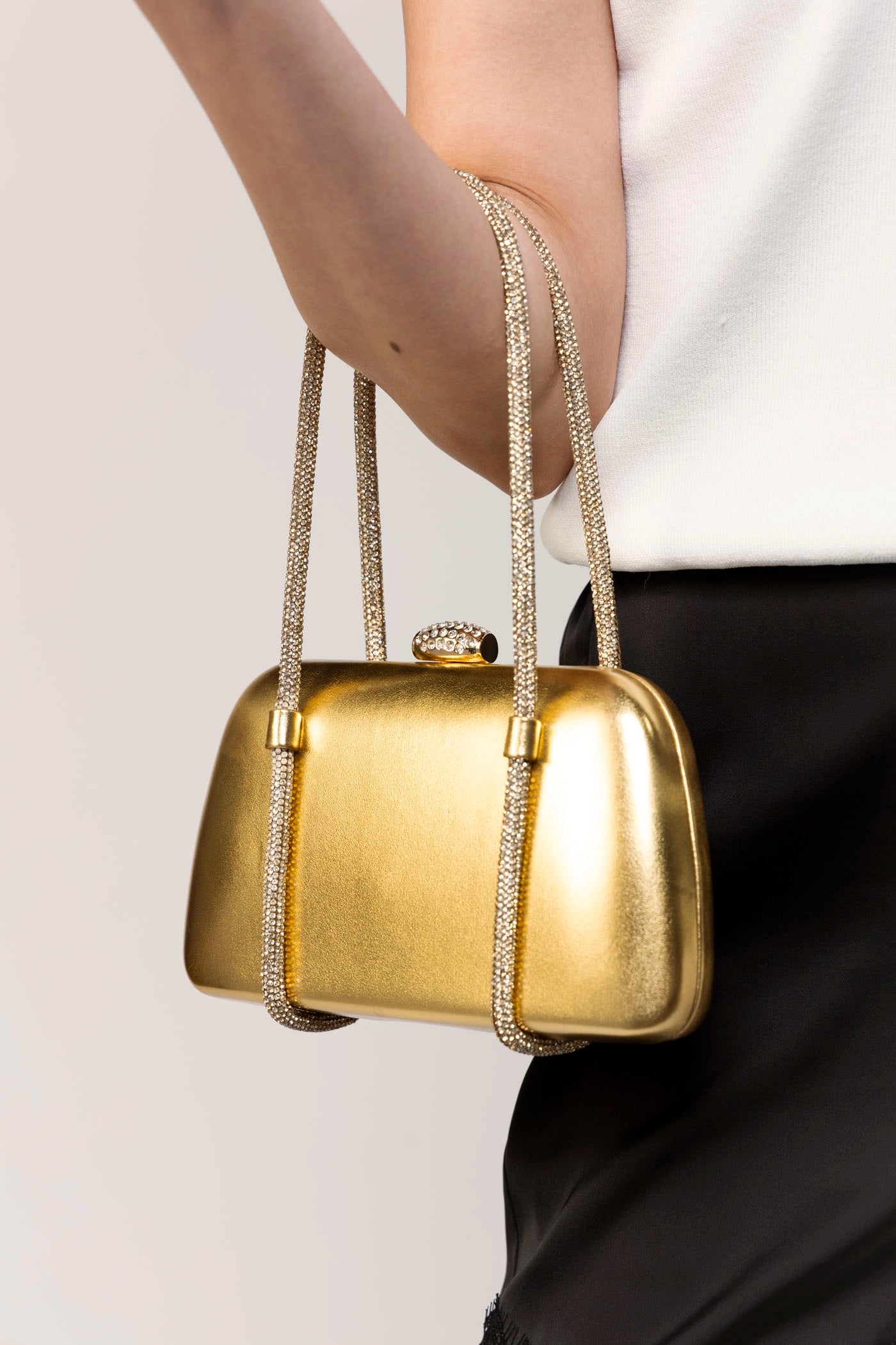 swatch_Platino camara crystal handle evening bag