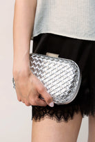 swatch_Silver urban expressions roslyn woven evening clutch