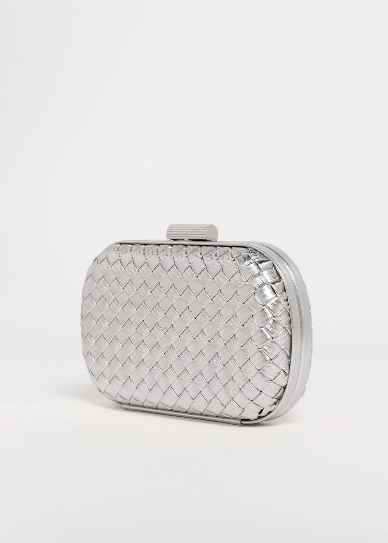 swatch_Silver urban expressions roslyn woven evening clutch