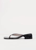 swatch_Smoke britney jelly thong sandal